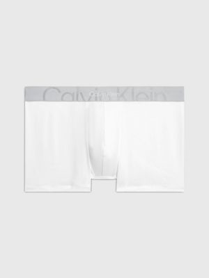 trunk-embossed-icon-000nb3299a100