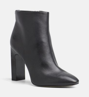 Bottes Femme Cuir Blanc Cassé - Pointure UK 7 - Talons Mi-hauts - Marque OFFICE - Neuf Avec Emballage