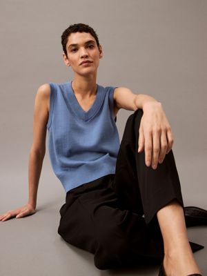 black archroma soft crepe pleated trousers for women calvin klein
