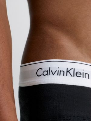 Slips & Strings pour Homme Calvin Klein®