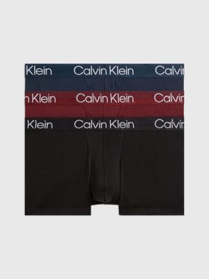 Calvin Klein - @alanmorii com a icônica Cueca Boxer Modern