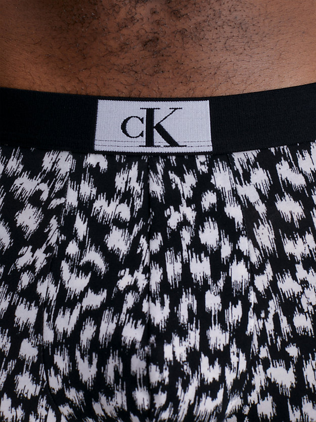 blurred leopard print_black shorts - ck96 für herren - calvin klein