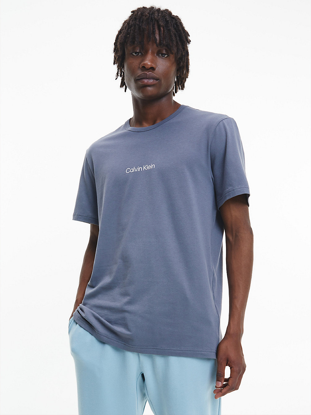 SLEEK GREY > T-Shirt Po Domu — Modern Structure > undefined Mężczyźni - Calvin Klein