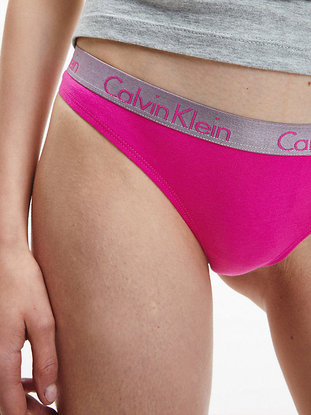 VERY BERRY Thong - Radiant Cotton for women CALVIN KLEIN