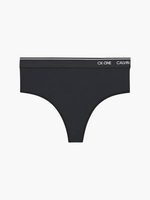 taille string calvin klein