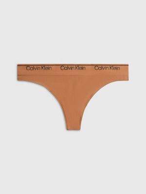 https://calvinklein-eu.scene7.com/is/image/CalvinKleinEU/000QF7095E_BO8_main?$b2c_updp_recommendations_767$