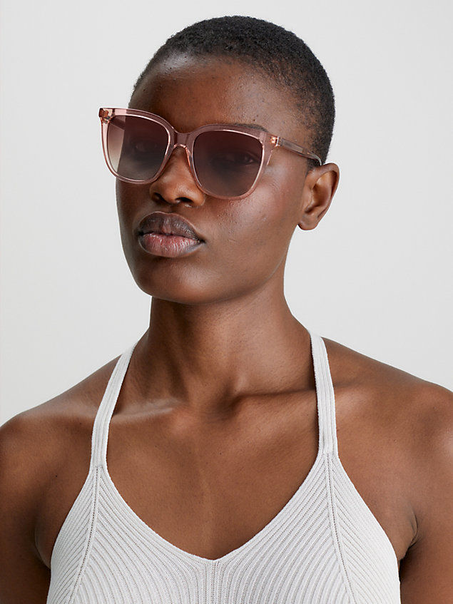 lunettes de soleil rectangulaires ck23506s pink pour femmes calvin klein