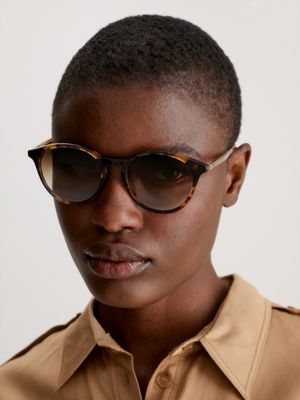 Round hotsell tortoiseshell sunglasses