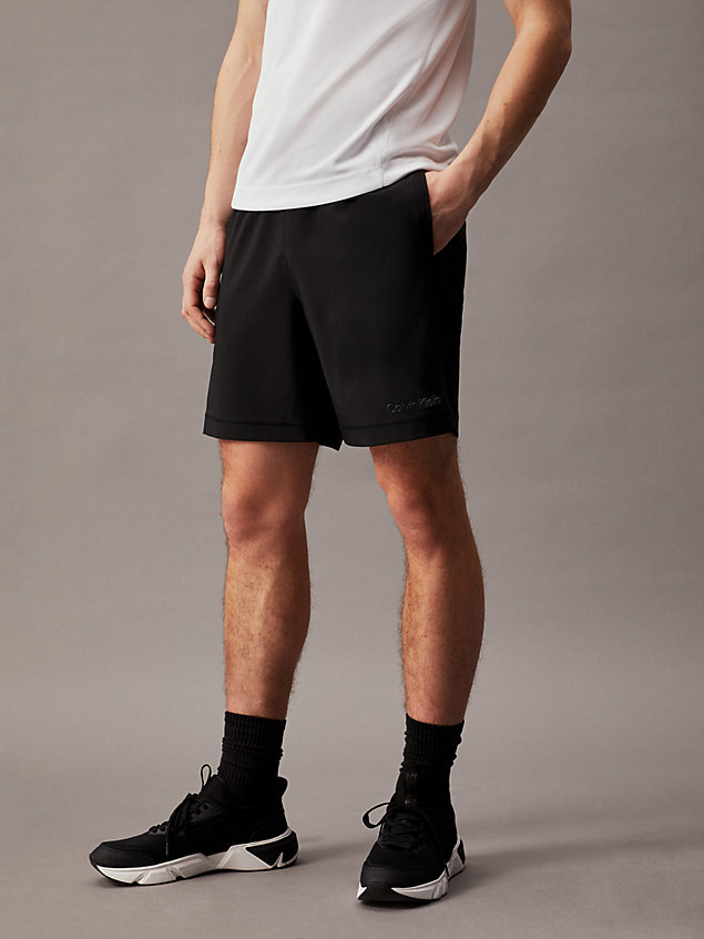 black gym shorts for men 