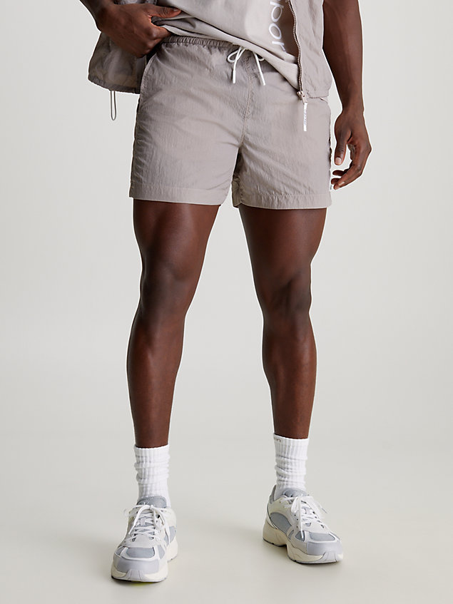 grey double waistband gym shorts for men 