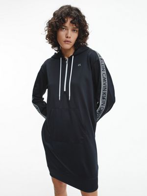 calvin klein sweatshirt outfit