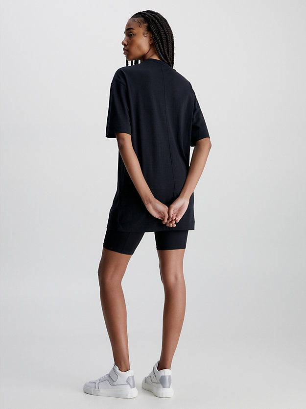 BLACK BEAUTY Sukienka typu T-shirt oversize dla Kobiety CK PERFORMANCE