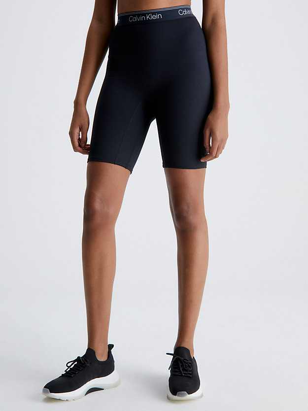 BLACK BEAUTY Enge kurze Sporthose für Damen CK PERFORMANCE