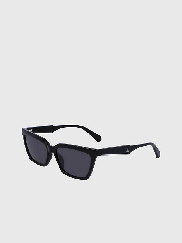 black okulary przeciwsłoneczne w stylu cat eye ckj23606s dla kobiety - calvin klein jeans