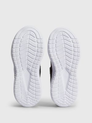 childrens nike velcro trainers