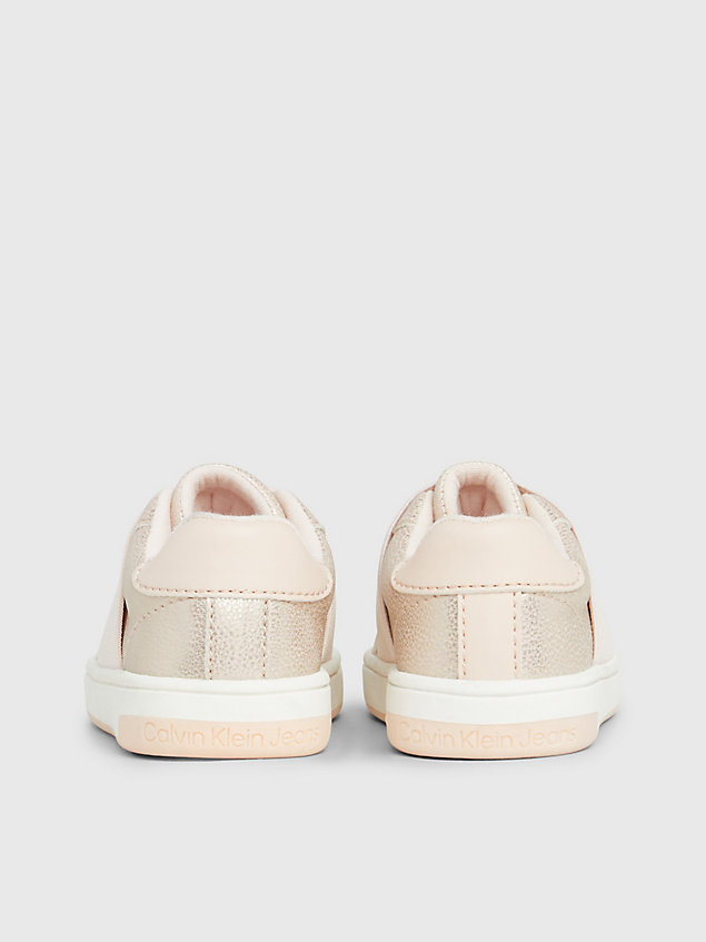 zapatillas sin cordones para niños y bebés pink de nina calvin klein jeans