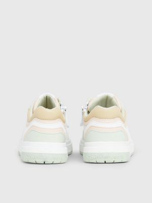 Calvin klein store junior trainers