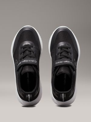 baskets pour enfant avec velcro black pour enfants genre inclusif calvin klein jeans