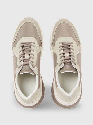 Calvin klein leather chunky best sale trainers white