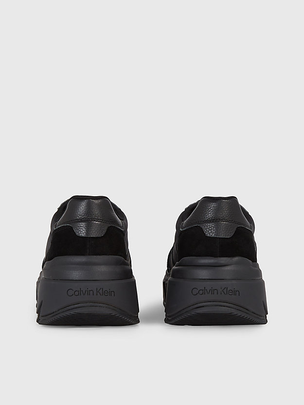 triple black chunky sneakers aus leder für herren - calvin klein