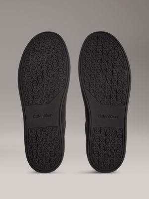 triple black hybride schnürschuhe aus leder mit materialschürze im zehenbereich für herren - calvin klein