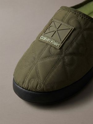 olive night/white green gesteppte logo-slipper für herren - calvin klein