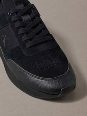 sneakers da corsa in camoscio con logo triple black da uomini calvin klein