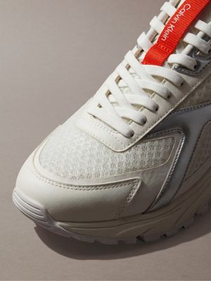 marshmallow/silver/orange com runner-sneaker aus strick mit metallic-akzenten für herren - calvin klein