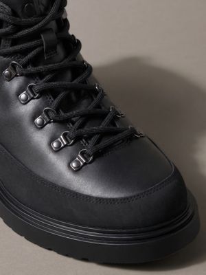 triple black wanderstiefel aus leder mit profilsohle für herren - calvin klein