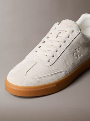 dk ecru/stony beige/gum suede signature logo trainers for men calvin klein