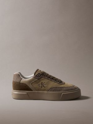 khaki signature-sneakers van suède met krokodillenprint voor heren - calvin klein