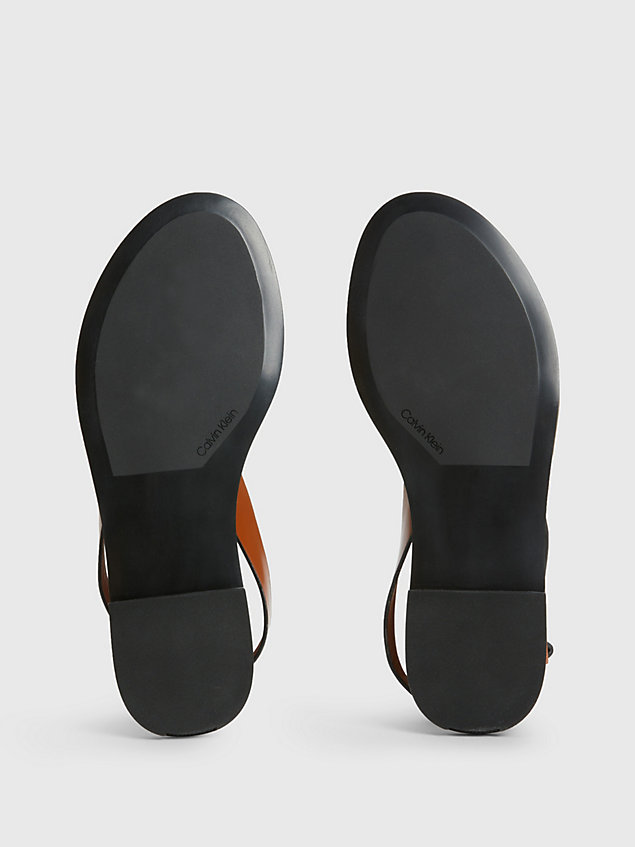 brown skórzane sandały dla kobiety - calvin klein