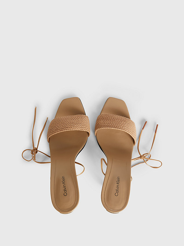 khaki rafia-sandalen mit absatz für damen - calvin klein