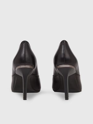 Calvin klein kassidy deals pumps