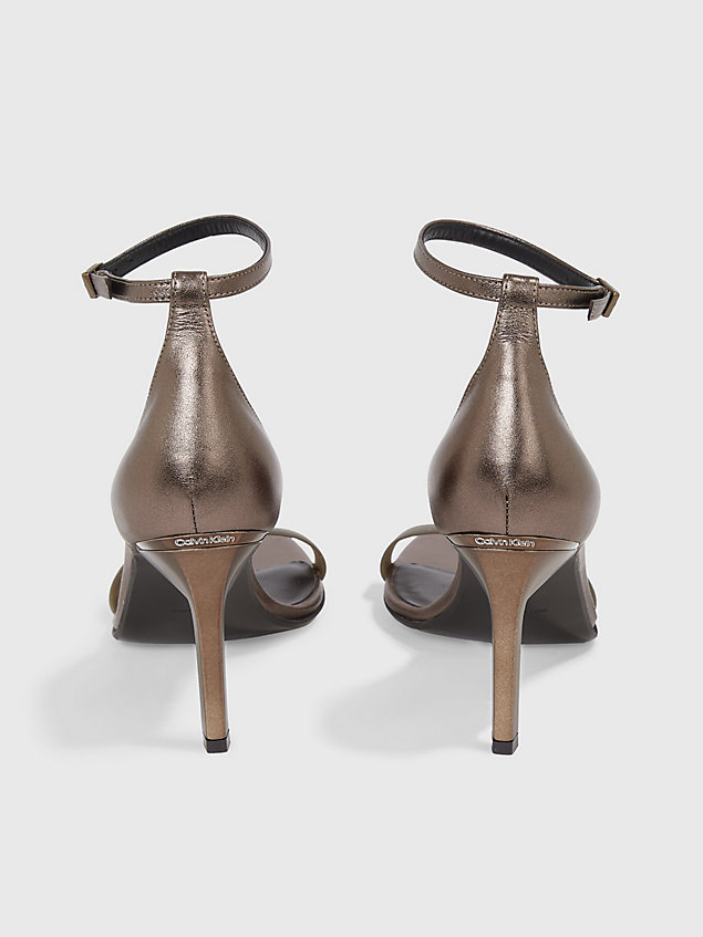 brown stiletto-sandalen aus leder für damen - calvin klein