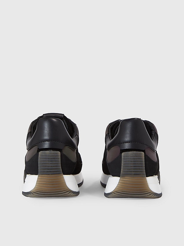 black połyskujące buty sportowe dla kobiety - calvin klein