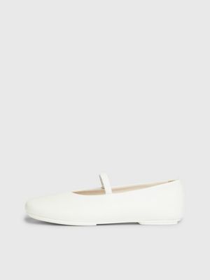 Calvin klein ladies flat 2024 shoes