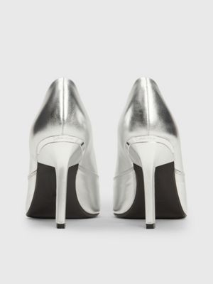 Calvin klein sales gray pumps