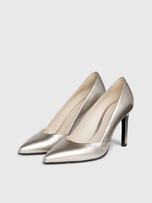 Calvin klein pointed toe 2024 pumps