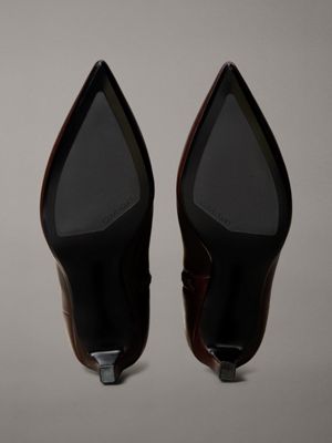 stivaletti con tacco basso e zip in pelle fudge da donne calvin klein