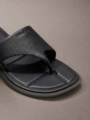 carla - sandali infradito in pelle con punta quadrata triple black da donne calvin klein