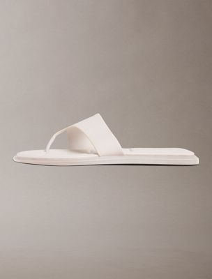 carla - sandales à lanières à bout carré en cuir white pour femmes calvin klein