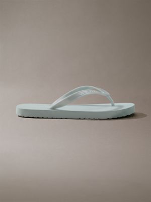 grey arwa - metallic pearlised flip flops for women calvin klein