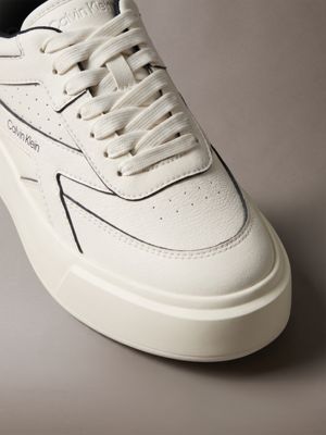 marshmallow/black leather signature trainers for women calvin klein