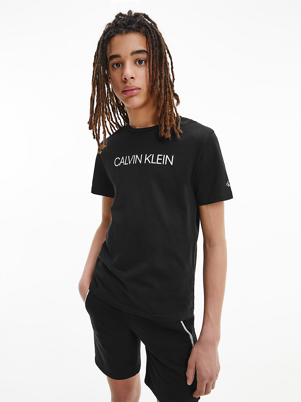 T-Shirt In Cotone Biologico Con Logo > CK BLACK > undefined bambino > Calvin Klein