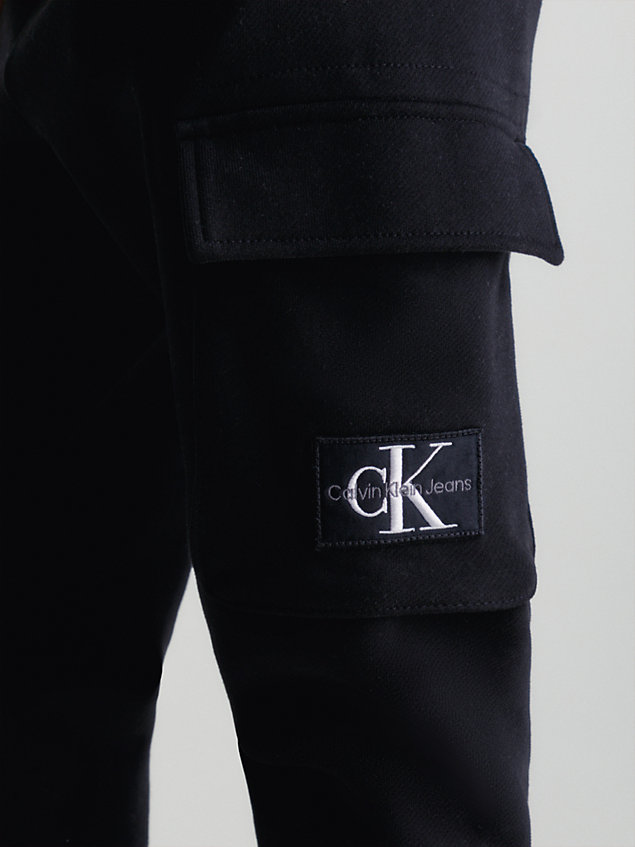 black bojówki dresowe dla boys - calvin klein jeans