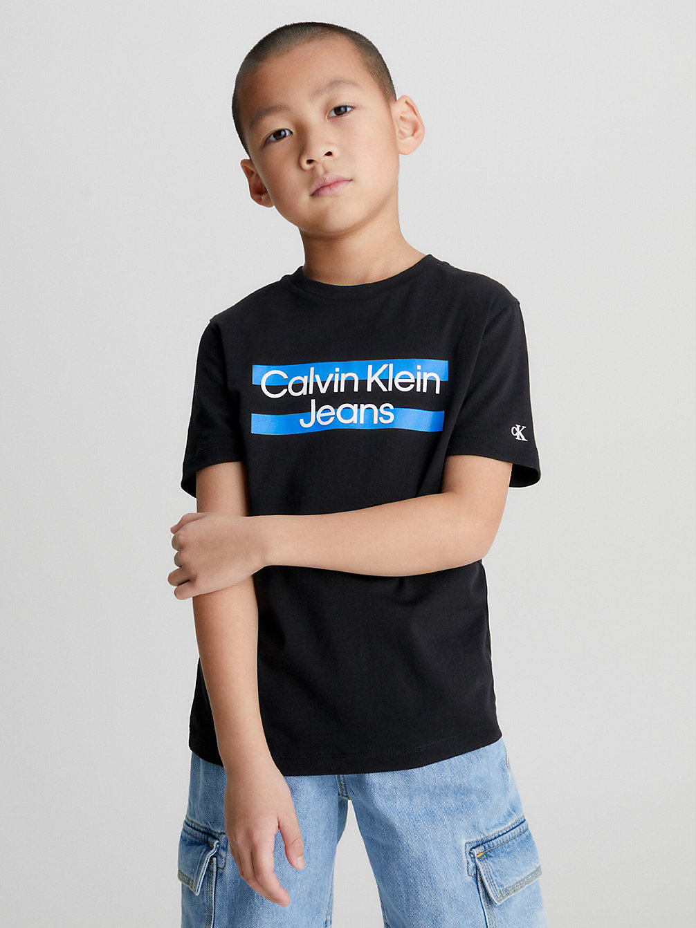 T-Shirt In Cotone Biologico Con Logo > CK BLACK > undefined bambino > Calvin Klein