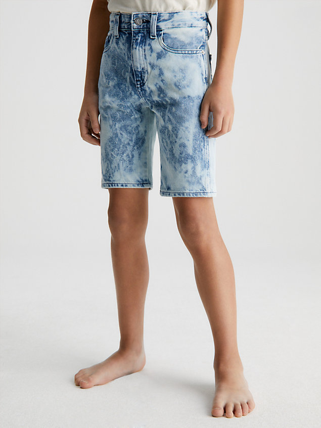 blue lässige denim-shorts mit batikfärbung für jungen - calvin klein jeans
