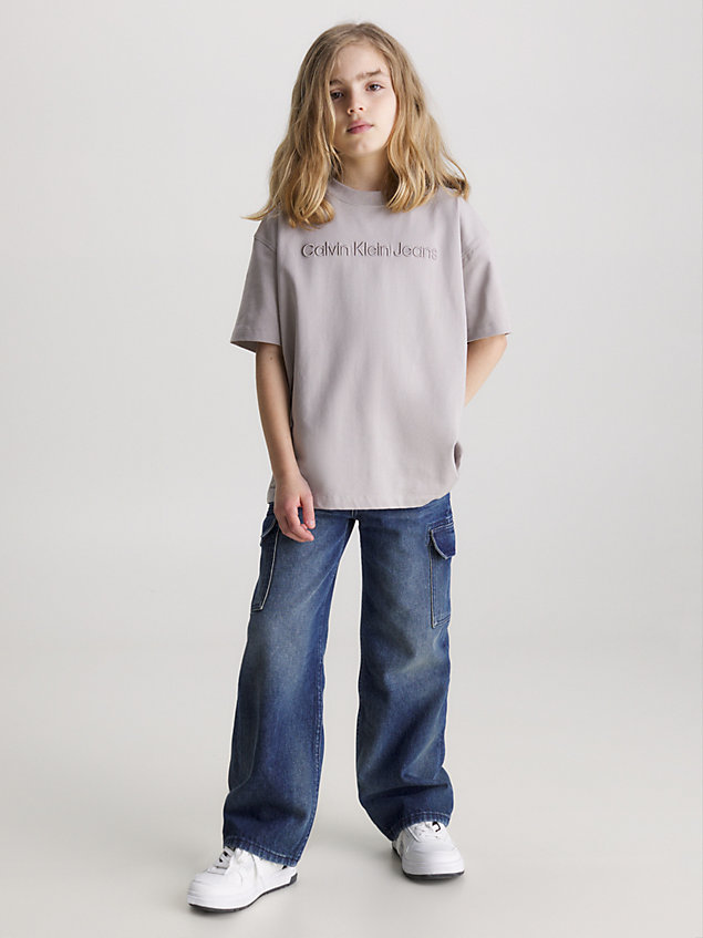 camiseta con logo relaxed grey de nino calvin klein jeans