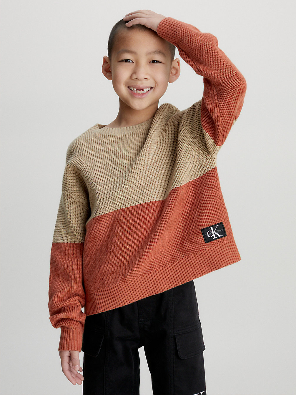 TRAVERTINE / AUBURN Lässiger Pullover Im Blockfarben-Design undefined boys Calvin Klein